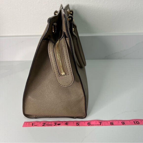 Michael Kors Quinn Saffiano Leather Satchel Large Bag Handbag Purse - Picture 15 of 16